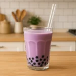 bubble tea ube dans une cuisine